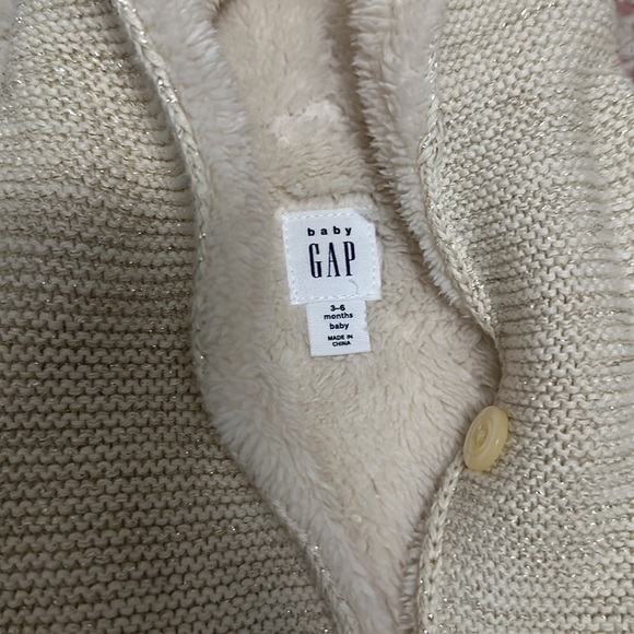 Fleece winter beige jacket for baby - Picture 2 of 4